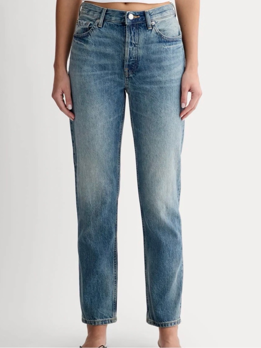 Everlane original 90’s Cheeky Jean Straight Leg Vintage Mid Blue
